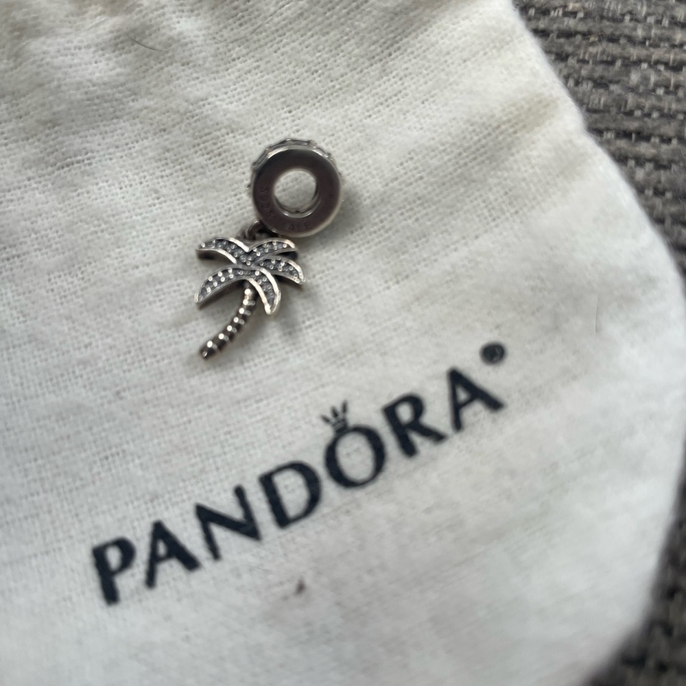 Pandora palm, tree charm